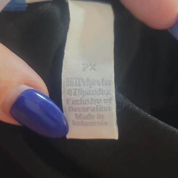 CASCADE BLUE Black faux suede embroidered flowers button up shirt purple pink - Picture 3 of 9